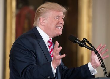 Trump no bloqueará testimonio ante el Senado del exdirector del FBI