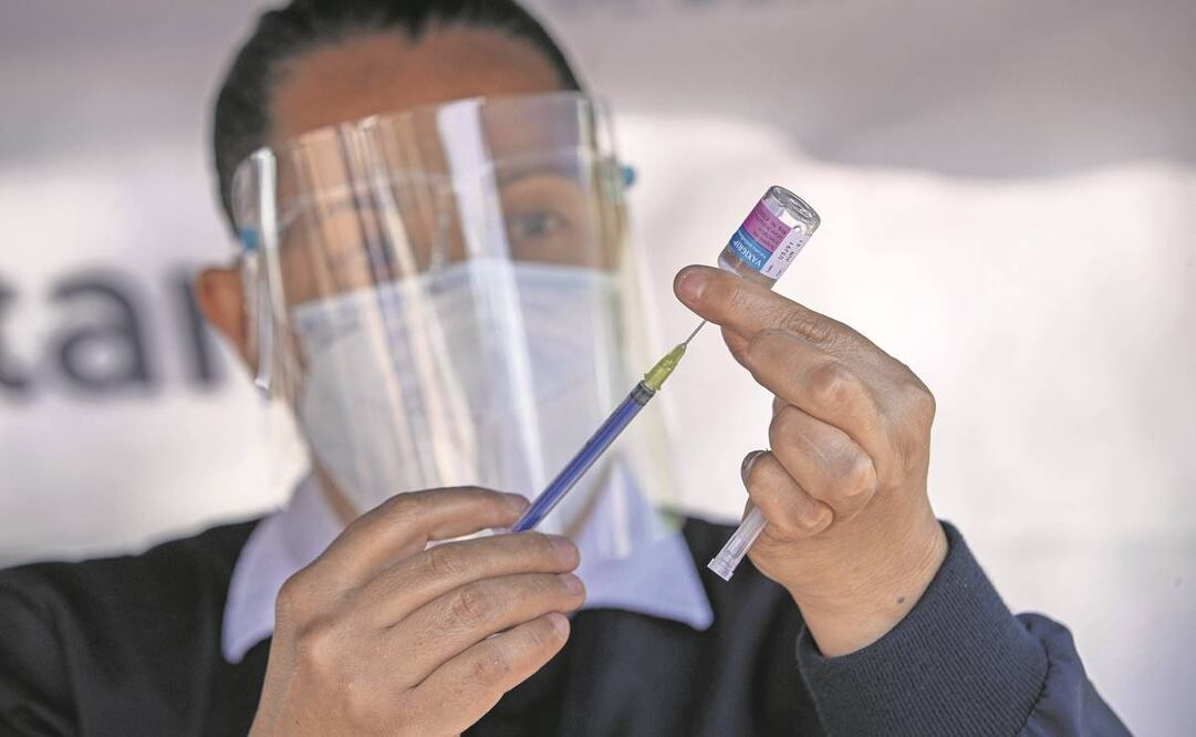 En total se ha inmunizado contra el Covid-19 a 82 millones 548 mil 376 personas, 88% de la población mayor de 18 años. Foto: Archivo/ Xinhua.