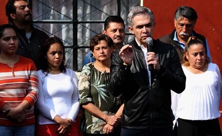 No hay orden de aprehensión contra Ebrard por L-12: MAM