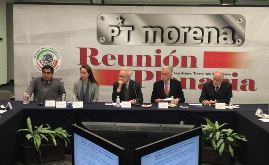 Gabriela Cuevas asiste a reunión PT-Morena en el Senado