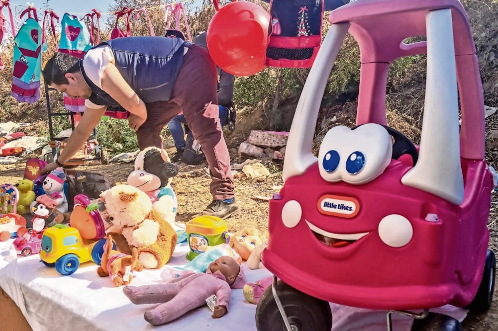 La Profeco informó que uno de los regalos más solicitados por los niños son las consolas de videojuegos, cuyo costo más bajo es de 8 mil pesos; los Reyes Magos que deseen gastar poco, pueden adquirir muñecos y juegos de mesa que van de 69 hasta 119 pesos.