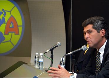 Javier Pérez Teuffer pide no cesar a Santiago Solari del América