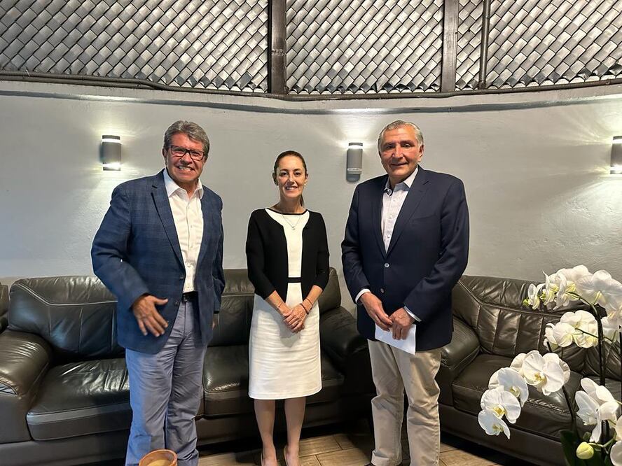 Aspirante a la presidencia, Claudia Sheinbaum acompañada de Ricardo Monreal y Adán Augusto López. Foto: Twitter @Claudiashein