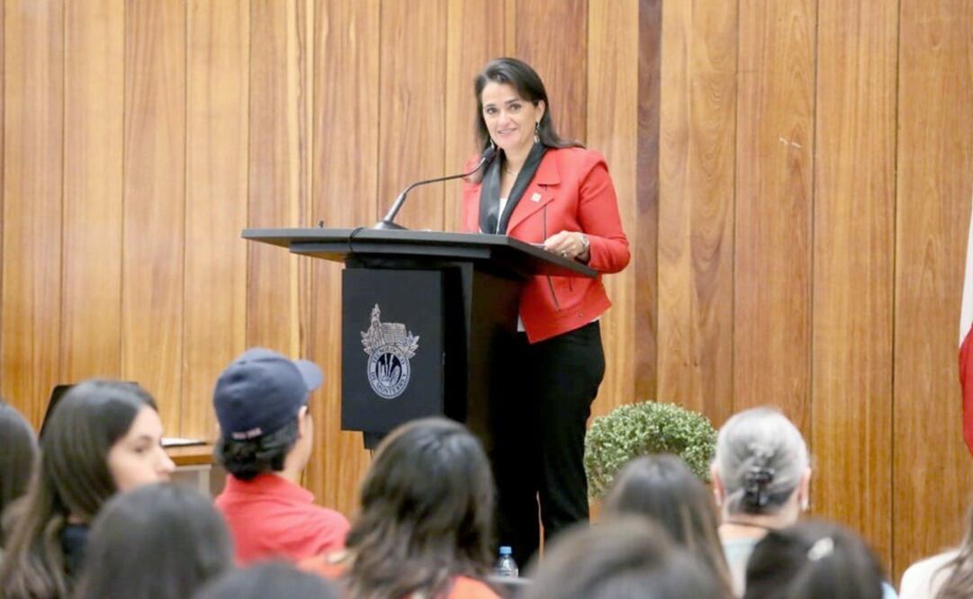 Foto: Twitter @MargRiosFarjat