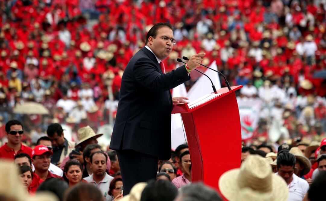 Javier Duarte de Ochoa presentó formalmente su solicitud de licencia como gobernador de Veracruz hasta que concluya su mandato en 48 días. (Foto de 2010: Archivo/El Universal)