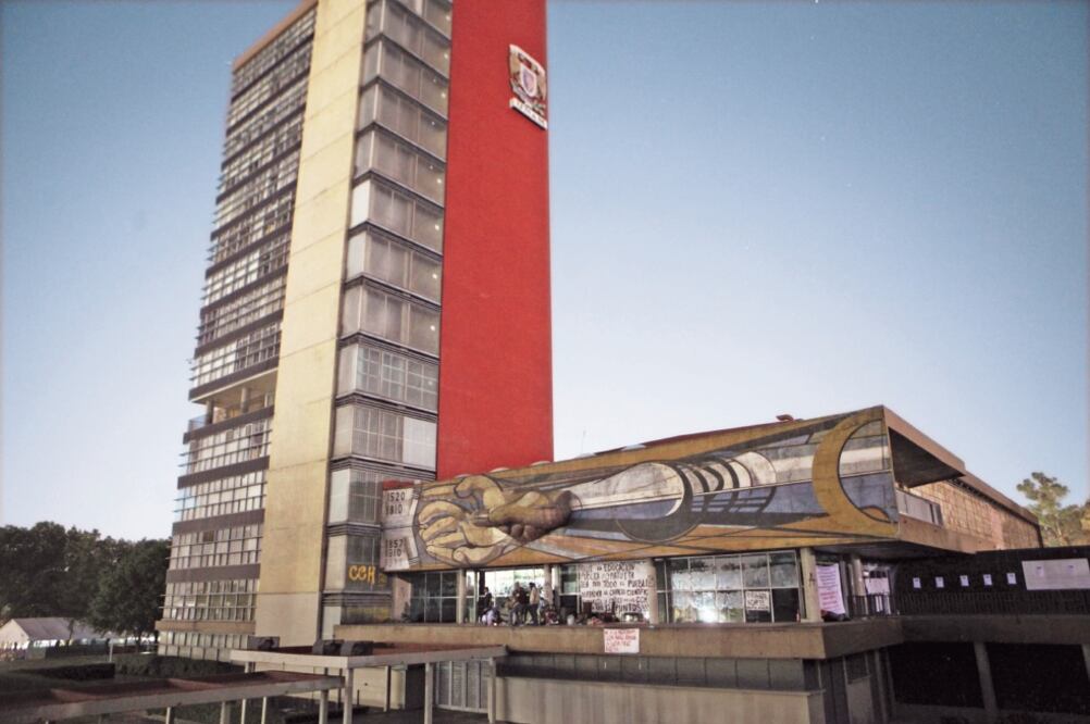 En el campus central de la Universidad Nacional Autónoma de México, en la Ciudad de México, se han denunciado asaltos, principalmente en las zonas de Cerro del Agua y Avenida Universidad. (FOTO: ARCHIVO EL UNIVERSAL)