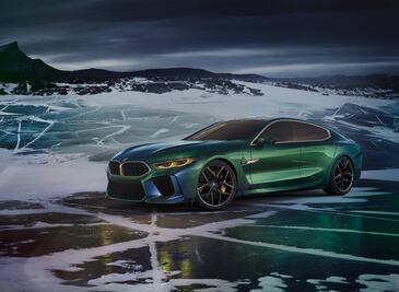 BMW Concept M8 Gran Coupé un sedán de cuatro puertas deportivo y elegante