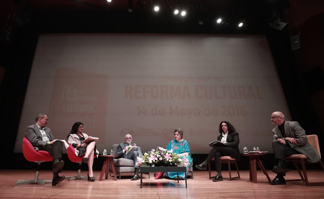 Diálogo por la Reforma Cultural reunió a quienes representan a los candidatos a la Presidencia de la República en el sector Cultura. Foto: Alejandra Leyva / EL UNIVERSAL