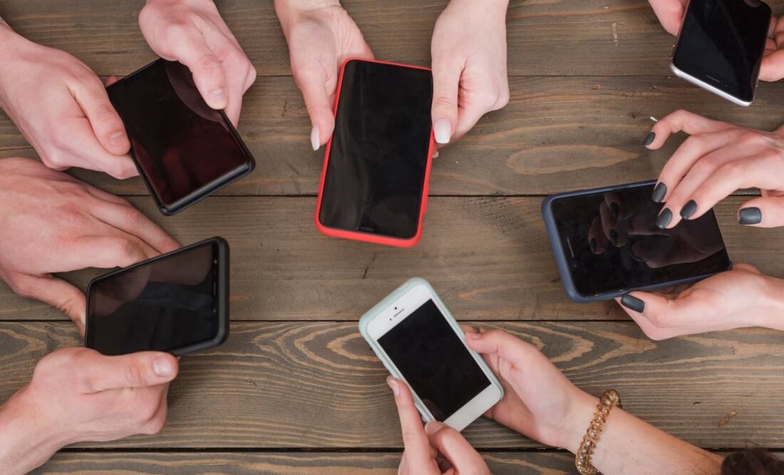 ¿Es peligrosa la radiación de los celulares? Foto: Freepik