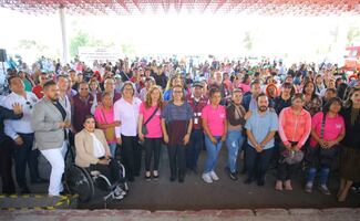 Gobierno de Ecatepec capacita a 600 mujeres como conductoras de transporte público