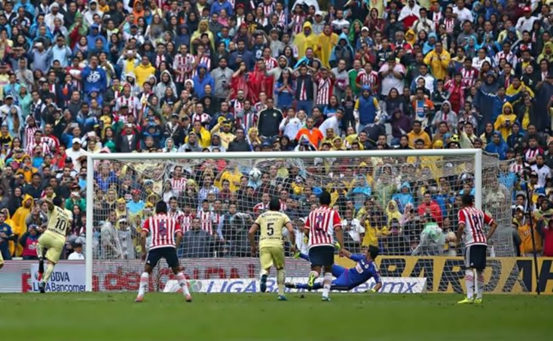 Osvaldo Martínez scored for Aguilas on the 43 minute. (Photo: Imago7)