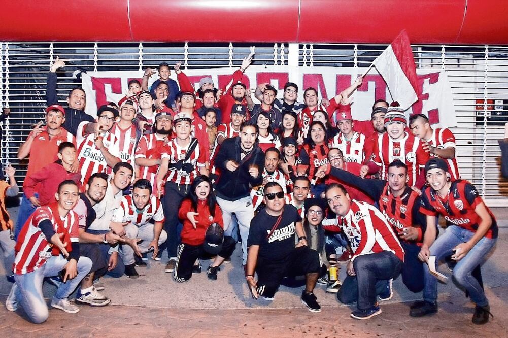 Los fanáticos gozan los partidos sin el miedo al descenso. (FOTO: GERMÁN TREVIÑO, IMAGO7)