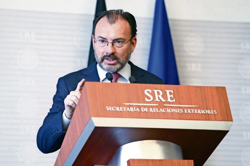 Luis Videgaray Caso, secretario de Relaciones Exteriores, realizará su viaje de trabajo por Europa a partir de hoy 16 de octubre y hasta el próximo jueves 19 (ARCHIVO EL UNIVERSAL)