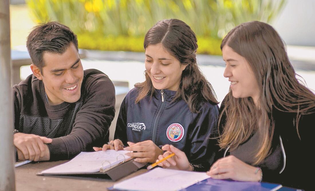 El programa Rechazo Cero se suma a los esfuerzos para recibir sin examen de admisión a los más de 17 mil aspirantes que solicitaron el acceso a preparatoria. Foto: ESPECIAL