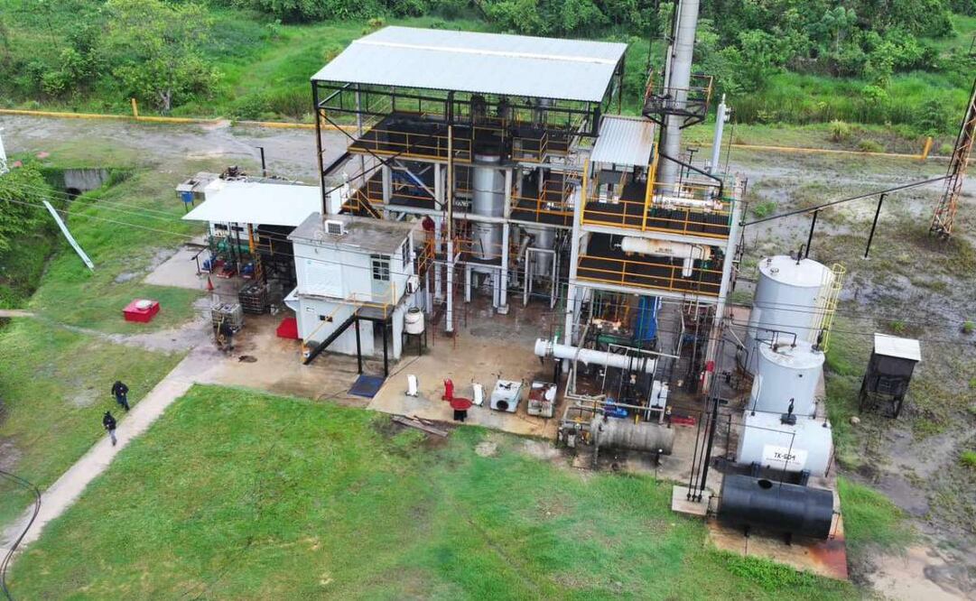 En una acción del Gabinete de Seguridad y la Gerencia de Coordinación e Inteligencia Logística de Pemex, se cumplimentó una orden de cateo que resultó en este hallazgo. Foto: EL UNIVERSAL