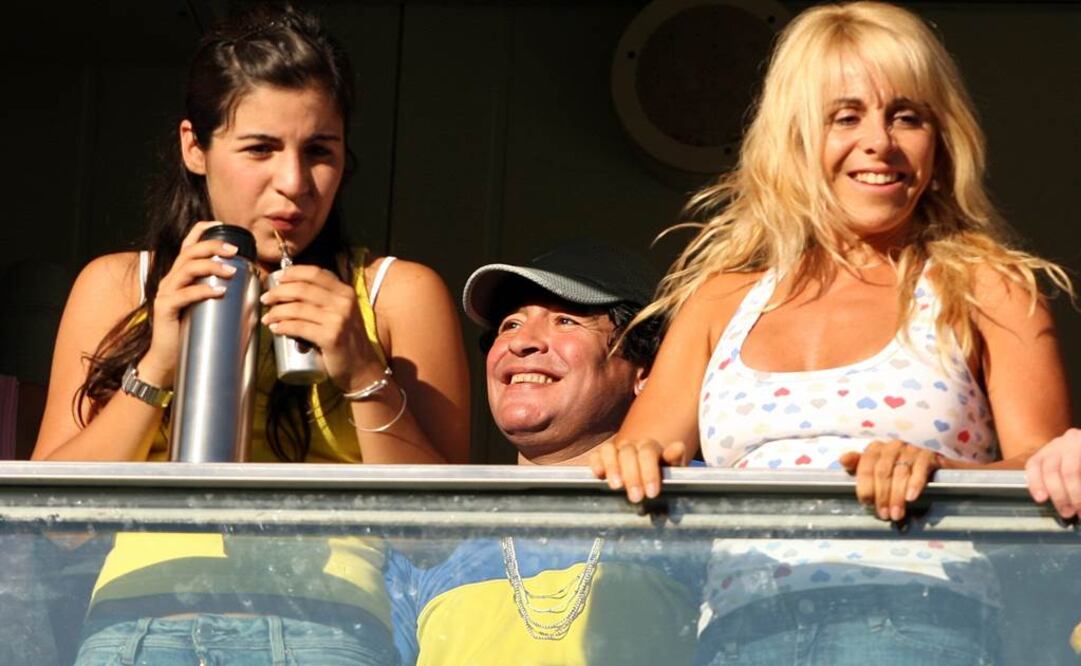 Maradona demandará a su exmujer en Argentina y EU