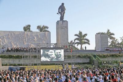 Cuba rinde homenaje al Che Guevara; rechaza hacer concesiones ante EU