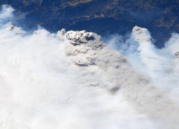 Así se ven los incendios de California desde el espacio