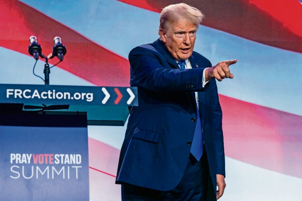 El expresidente estadounidense Donald Trump durante un acto de campaña celebrado en la ciudad de Washington. Foto: Shawn Thew / EFE