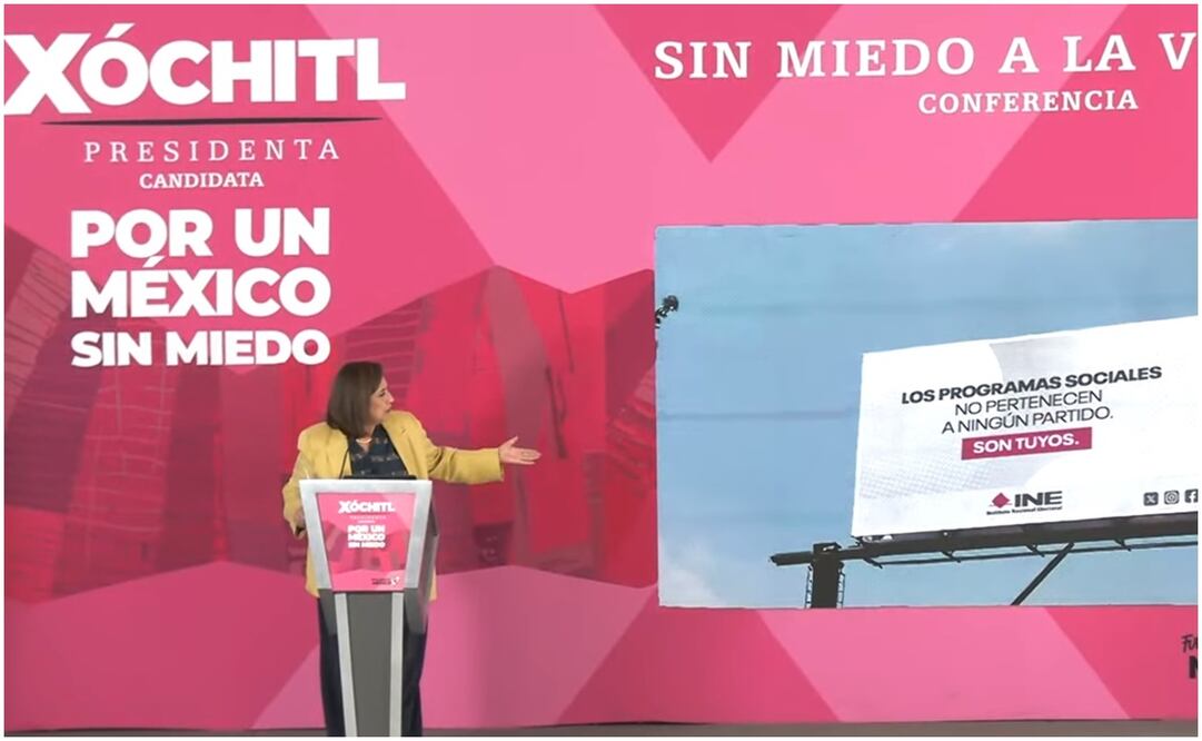 Xóchitl Gálvez usó de manera indebida el logo del INE. Foto: Captura de pantalla de conferencia sin miedo