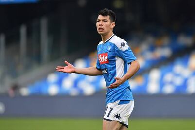 En Italia ven posible la salida de Hirving Lozano del Napoli
