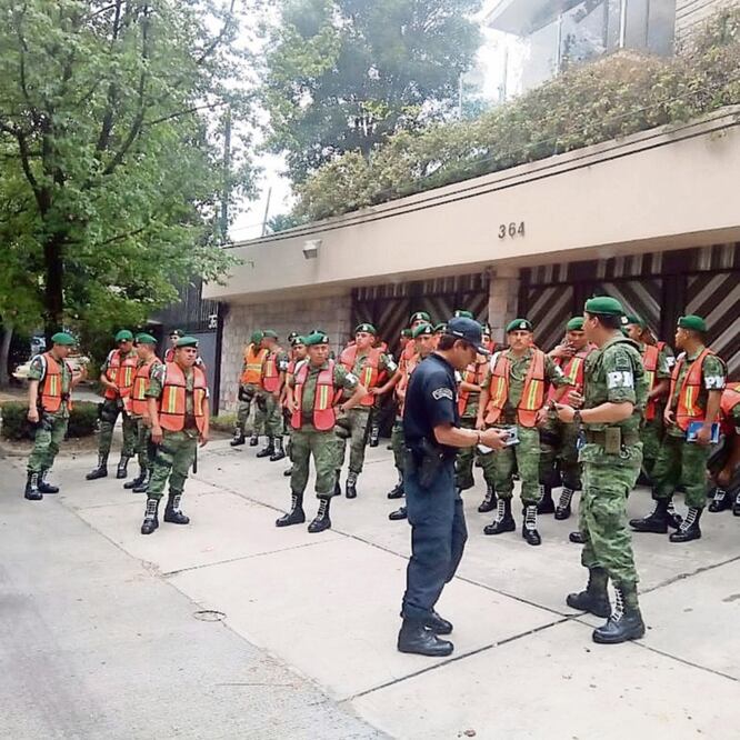 En unos días se entregarán nuevas patrullas, equipo de seguridad (como chalecos antibalas) y armas, aseguró la alcaldía naucalpense. ARIEL OJEDA. EL UNIVERSAL