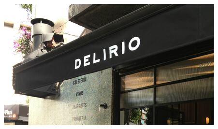 Abre un nuevo Delirio enfrente del Jardín Pushkin