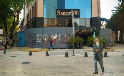 Negocios se blindan en Paseo de la Reforma; colocan vallas de hasta 2 metros ante marcha del 25N