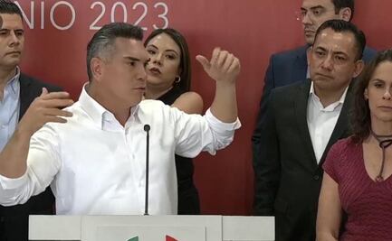 Alejandro Moreno rechaza desbandada en el PRI tras renuncias; "son lacayos, esbirros y esquiroles de Morena ", dice