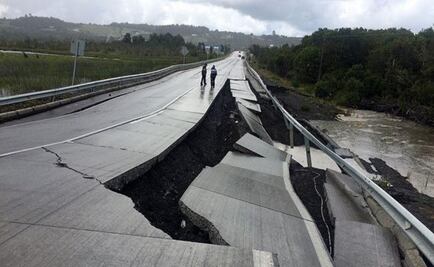Mexican Embassy in Chile opens hotline after 7.6 quake