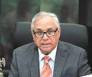 Diputado sueña abrazo con AMLO