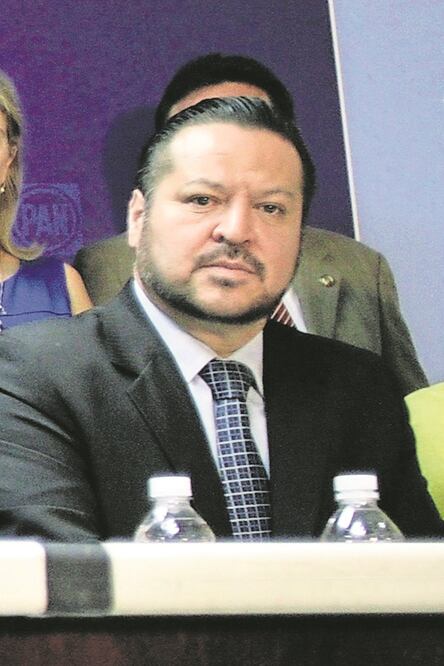 Fernando Herrera, coordinador del PAN en el Senado, dijo que se debe retomar la inversión en obra pública (ARCHIVO EL UNIVERSAL)