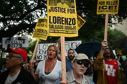 Abogado de mexicano asesinado por ICE dice que bolsitas halladas en su camioneta contienen sal; parecía metanfetamina, según agente