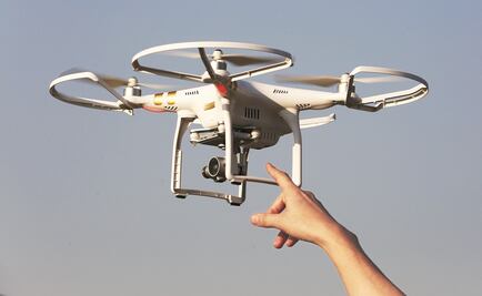 Aeropuerto de Varsovia suspende aterrizajes por presencia de drones 