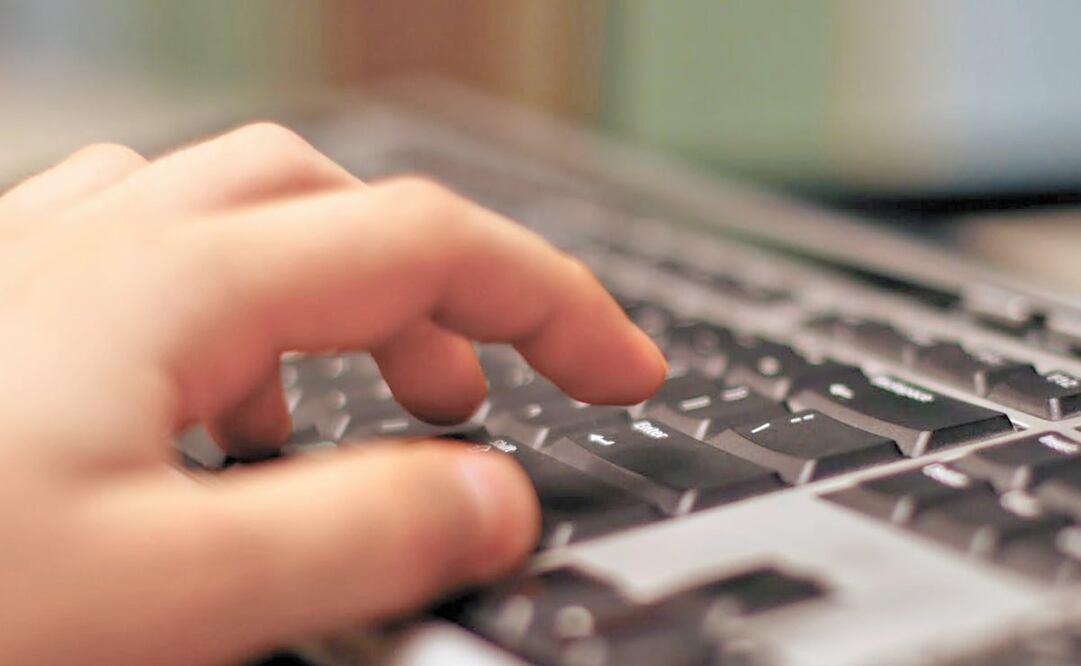 El estudiante realizaba un examen virtual desde su casa al momento del ataque