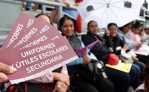 CDMX entrega tarjetas escolares; un millón 250 mil estudiantes recibirán apoyo para útiles y uniformes. Foto: Especial