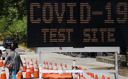 Dolor de cabeza y pérdida del olfato, síntomas más comunes en formas leves de Covid-19