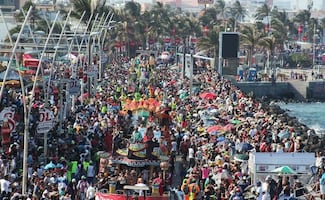Cabildo fija en 50 pesos el precio de gradas del Carnaval de Veracruz 2026; buscan cuidar economía familiar 
