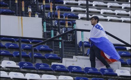 La afición castiga a Cruz Azul en el partido de Copa MX