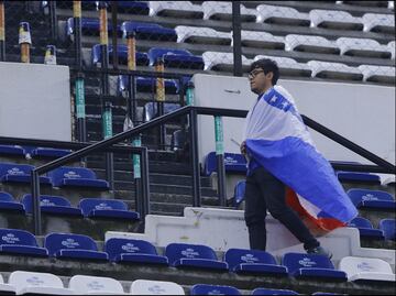 La afición castiga a Cruz Azul en el partido de Copa MX