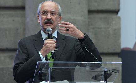 Libran orden de aprehensión en contra del hijo de Francisco Gil Díaz 