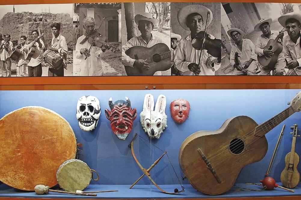 El Centro Nacional de Investigación, Documentación e Información Musical Carlos Chávez (Cenidim) festeja cuatro décadas con una exposición en el Cenart. ARIEL OJEDA. EL UNIVERSAL