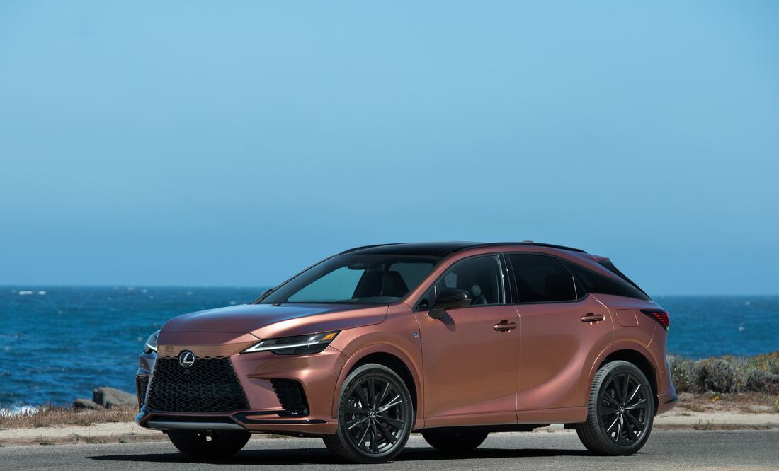 Este SUV de Lexus está disponible con 3 motorizaciones en nuestro país.