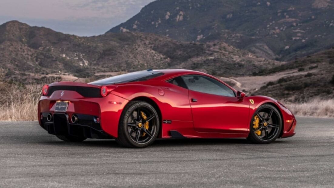 Este Ferrari 458 es el auto blindado más rápido del mundo