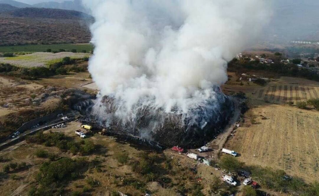 Incendio de basurero en Yautepec, Morelos. (FOTO: Erick Marban)