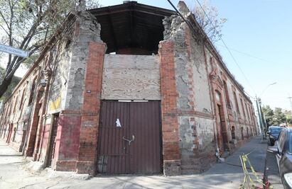 Tras muerte por derrumbe en “La vecindad del hoyo”, vecinos denuncian desinterés de autoridades en Toluca