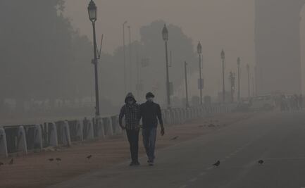 Organizan carrera infantil pese a contaminación que asfixia a Nueva Delhi
