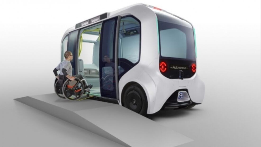 Toyota presenta autobús autónomo para los Juegos Olímpicos de 2020