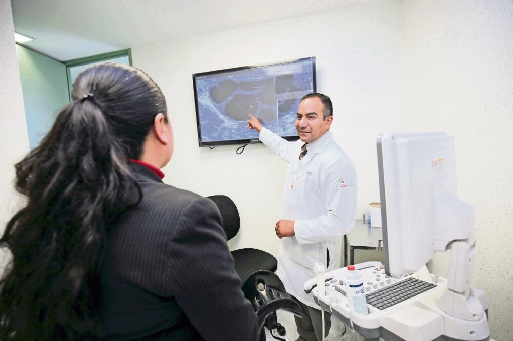 El Estado de México absorbe 90% del costo de los tratamientos, los cuales van desde 100 mil pesos hasta los 300 mil (JORGE ALVARADO. EL UNIVERSAL)