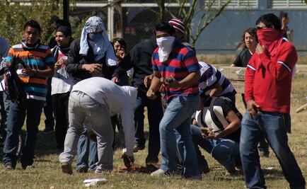 Denuncia irrupción de porros en facultad de la UABJO